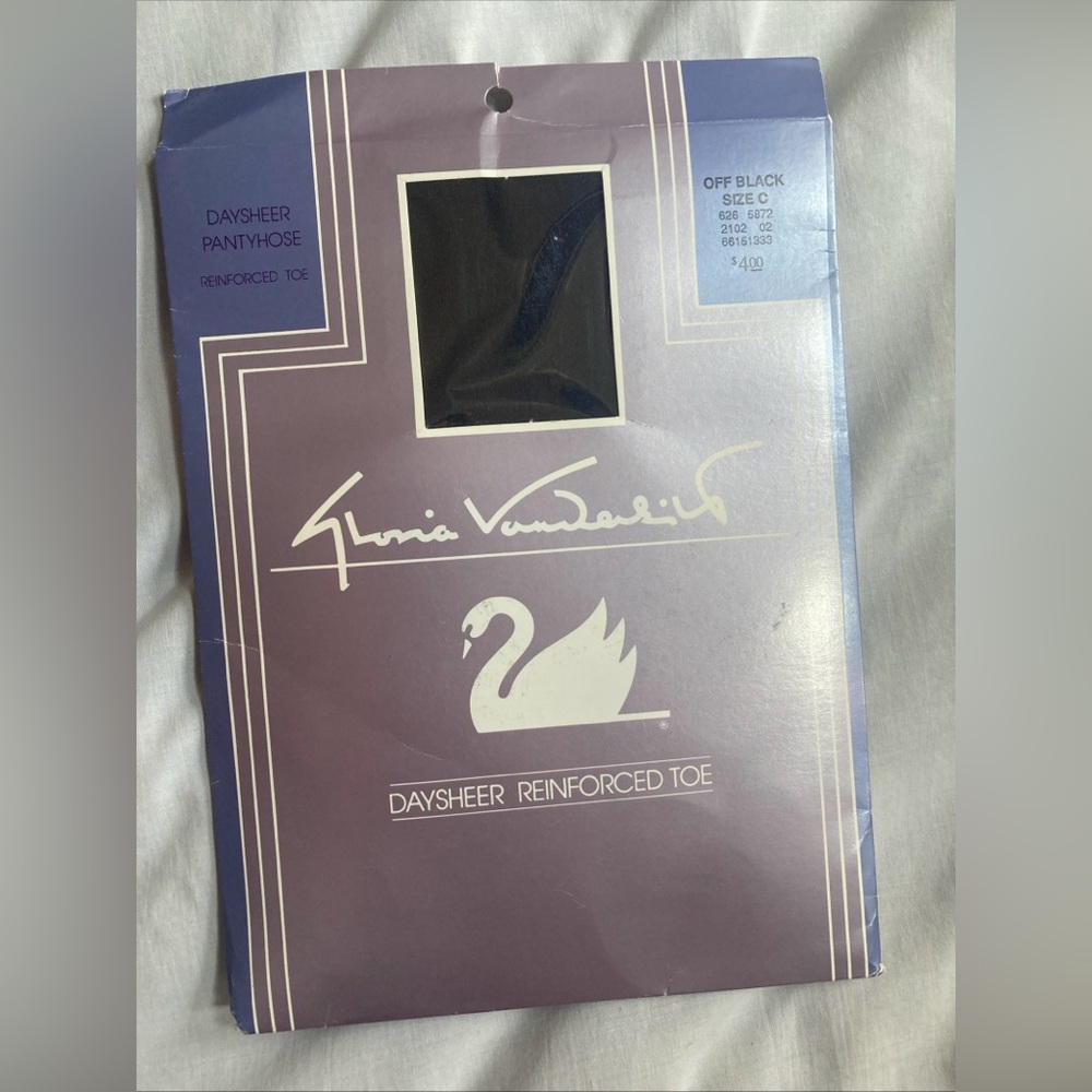 VTG NRFB Pair Gloria Vanderbilt Pantyhose Size C Daysheer Hose Off Black